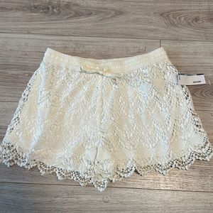 White crochet shorts